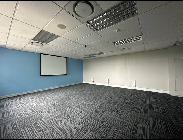 968M² OFFICE TO LET IN SANDTON CENTRAL